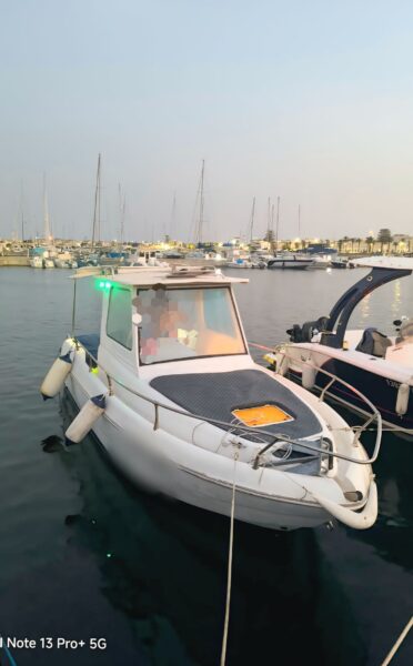 À VENDRE : BATEAU PÊCHE-PROMENADE 6,35 m – Rénové à neuf, prêt à naviguer !