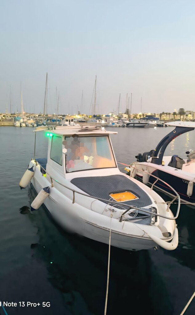 À VENDRE : BATEAU PÊCHE-PROMENADE 6,35 m – Rénové à neuf, prêt à naviguer !
