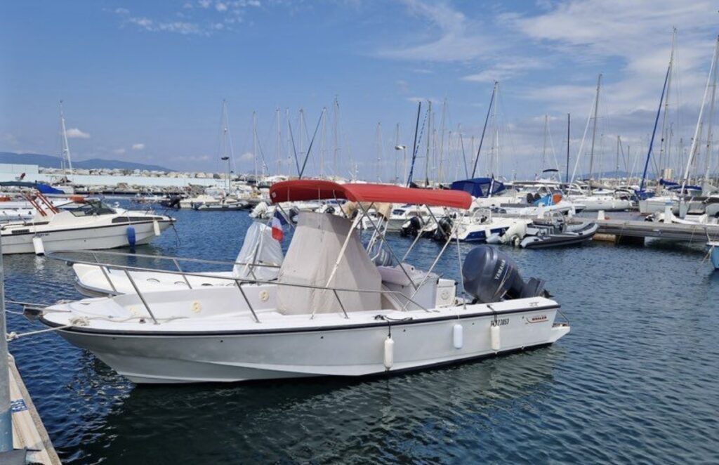 Bateau mercury