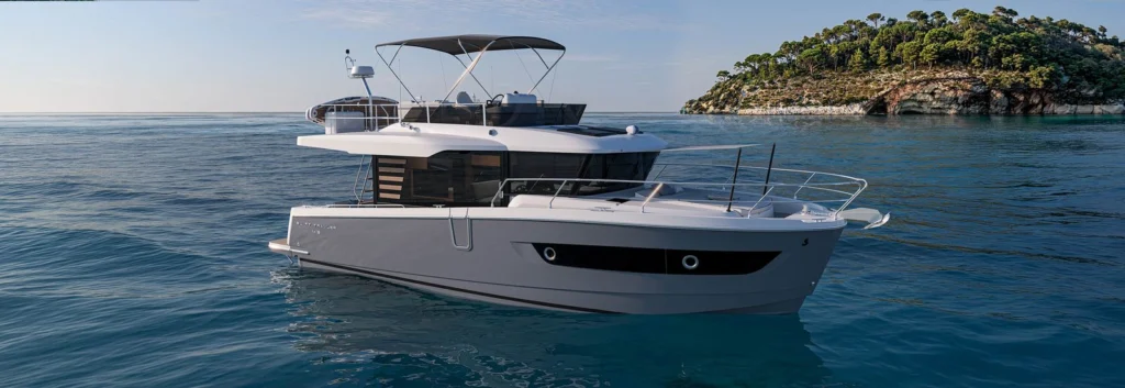 Trawler Beneteau Swift Trawler 43 Fly en mer près d'un îlot