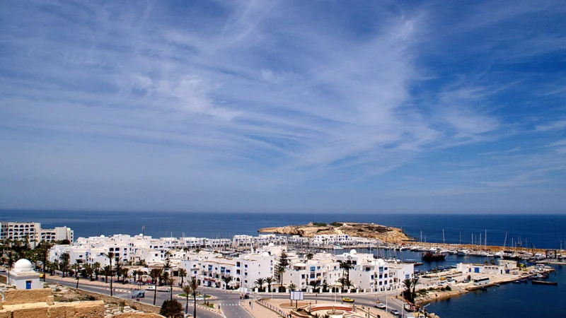 Vue de la marina de Monastir depuis la tour du Ribat