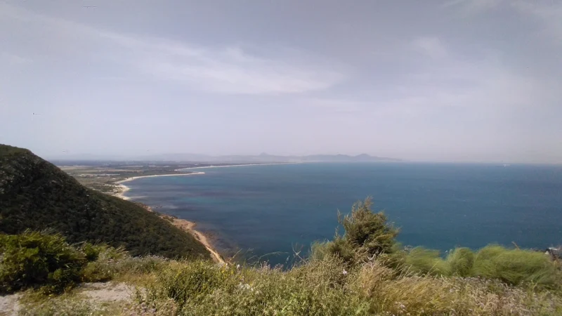 Côte tunisienne et mer Méditerranée
